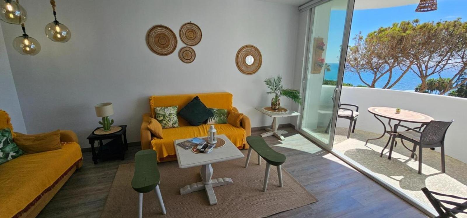 Beachfront Apartment In Calahonda MIJAS COSTA Esterno foto